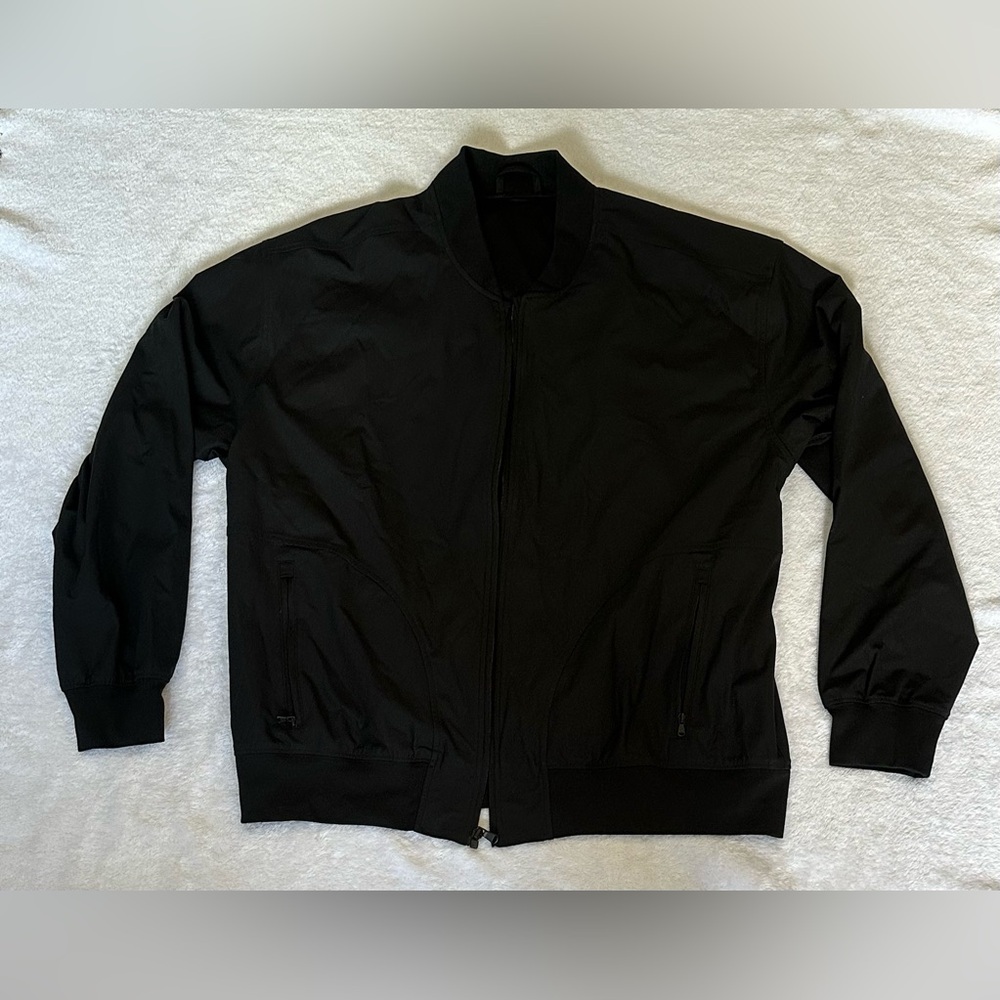 Fabletics Men’s Black Lightweight Zip Bomber Jacket
